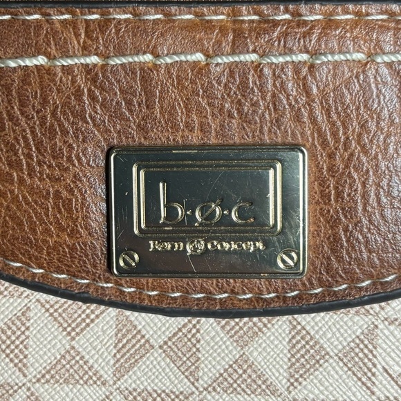 b.o.c. Tan & Brown Coated Canvas Shoulder Bag Medium Size 3 Section Handbag - Picture 11 of 16